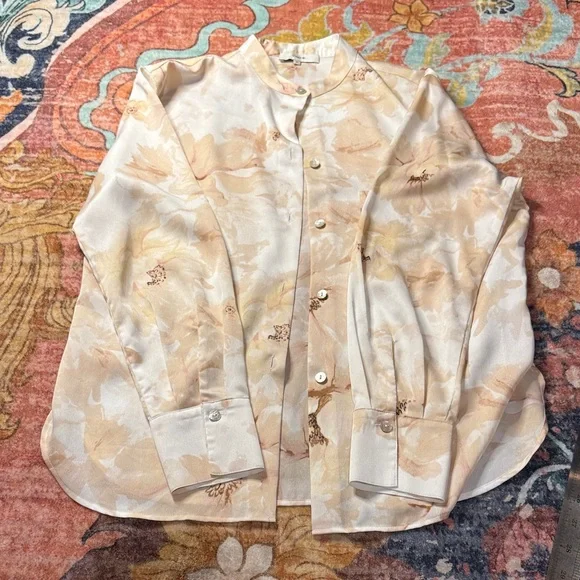 Vince Cream Floral Button-Down Shirt - Picture 2 of 4
